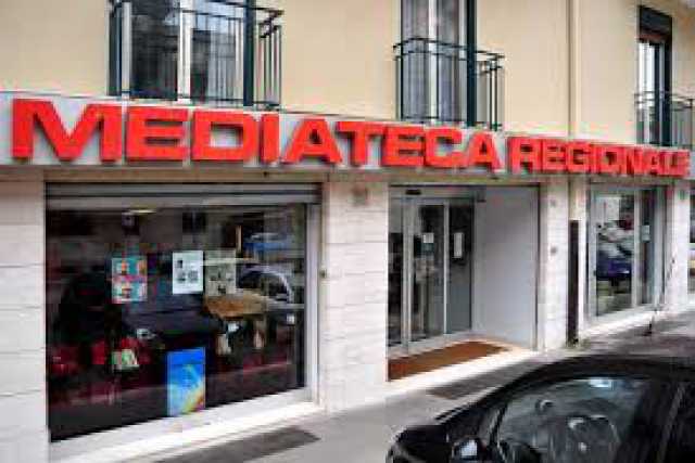 Film, libri, manifesti, internet: � la Mediateca regionale, oasi culturale